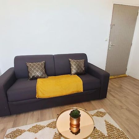 Le Petit Studio Senlisien Senlis  Exteriör bild